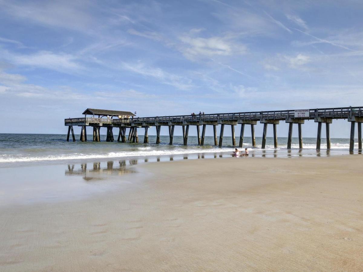 Salty Shores Villa Tybee Island Exterior photo