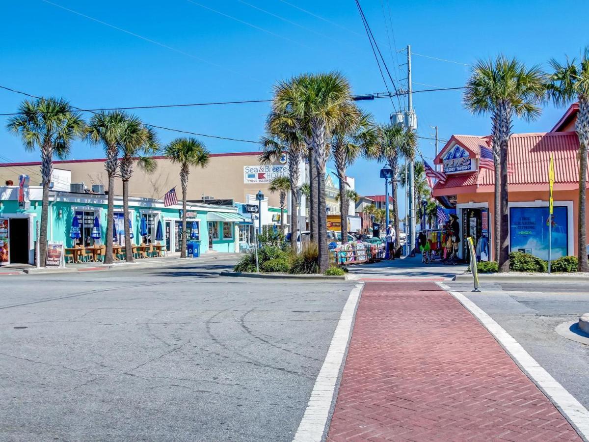 Salty Shores Villa Tybee Island Exterior photo